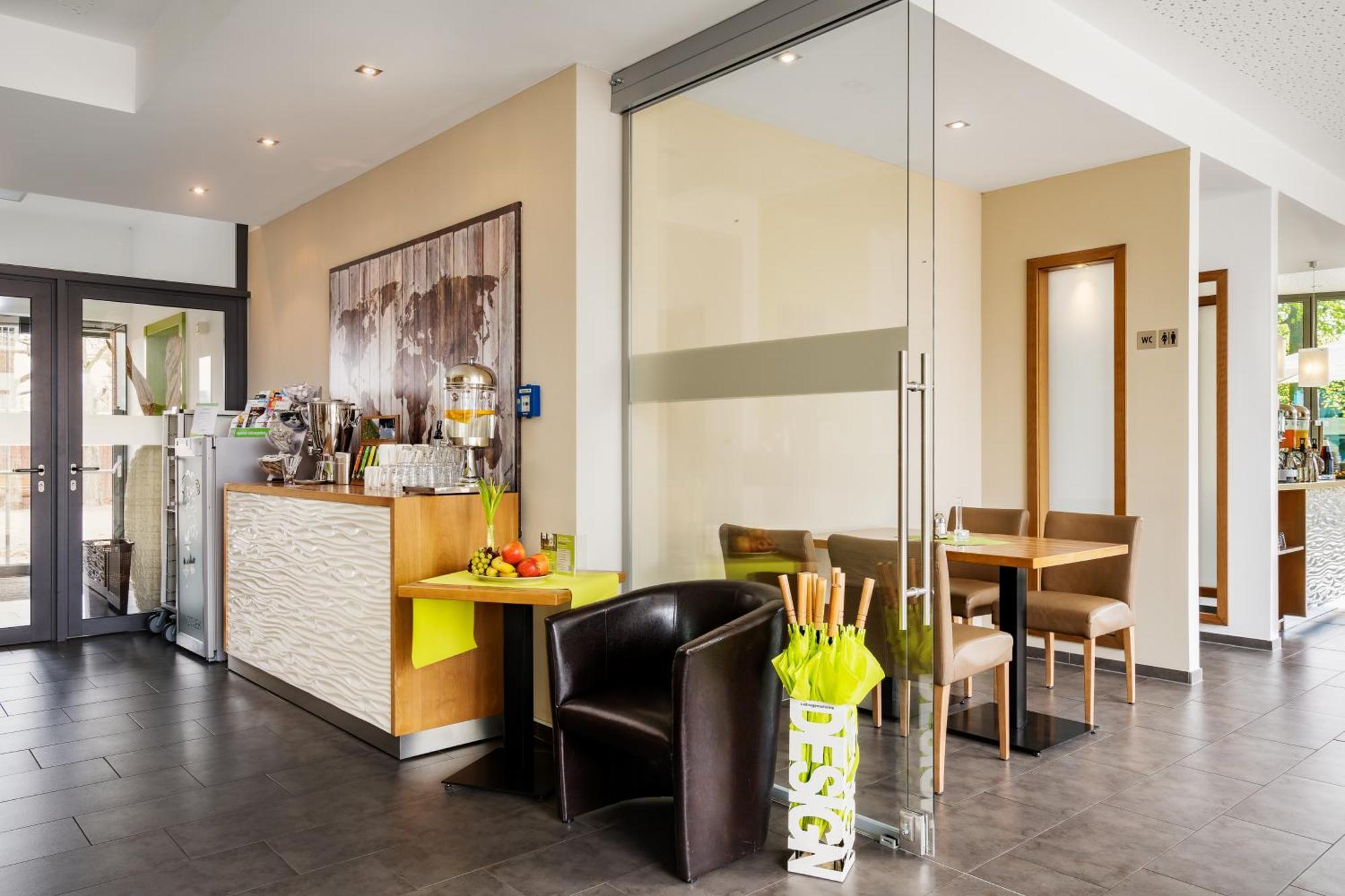 Radlon Fahrrad-Komfort-Hotel Waren  Esterno foto